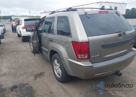 2005 Jeep Grand Cherokee Laredo z USA, uszkodzony, nr VIN 1J4GR48K35C556188